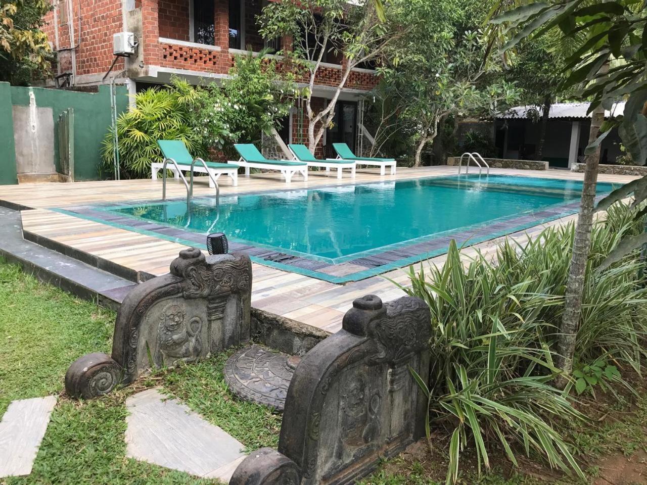 Lavendra Villa Mirissa Exterior photo